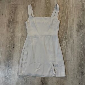 Aritzia Babaton 90’s Slit Mini Dress